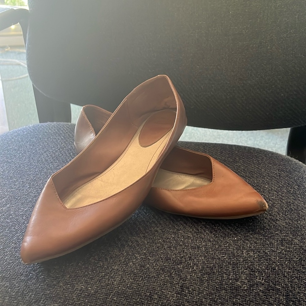 Brown leather Ana flats